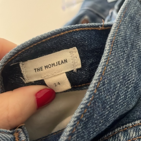 Madewell “The Mom Jean” - Picture 4 of 7